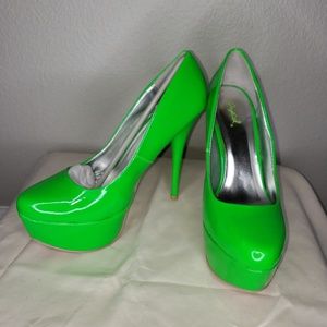 New Neon Green High Heel Pumps